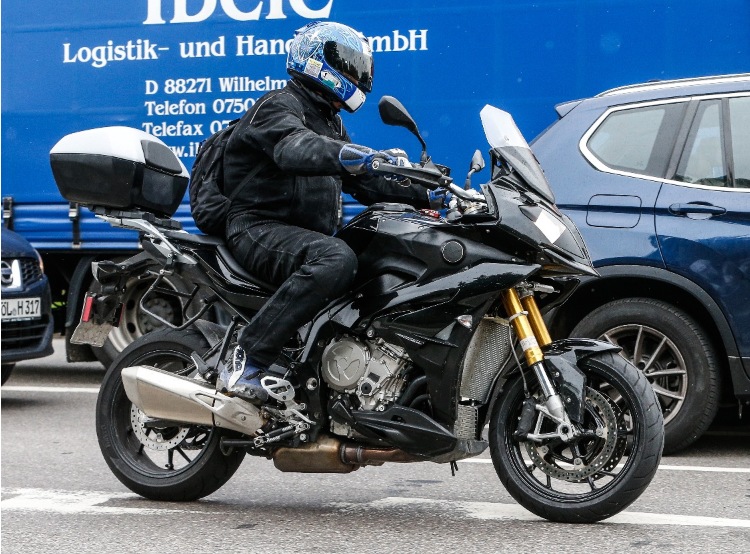 BMW S1000XR