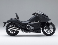 Honda NM4 Vultus