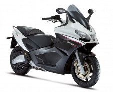 Aprilia SRV 850