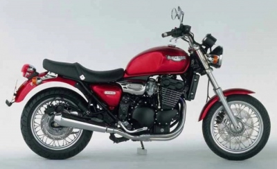 Triumph legend 900