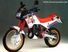 Gilera R1S 125