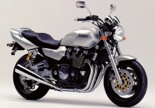 Yamaha XJR1200 (1995-1999)