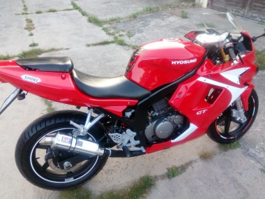 Hyosung GTR 125 