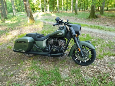 INDIAN Chief Dark Horse 2016-