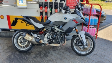 BMW F900 XR