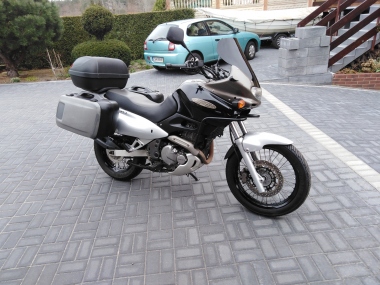 Suzuki XF 650 Freewind (1997-2003)