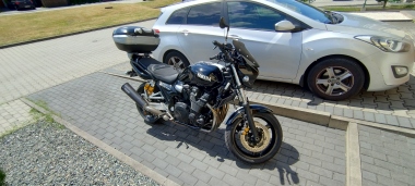 Yamaha XJR 1300
